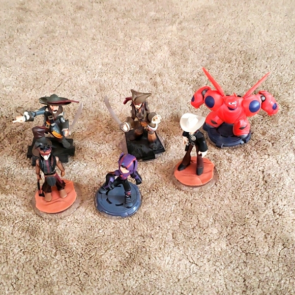 6 Disney Infinity Characters - Picture 1 of 3